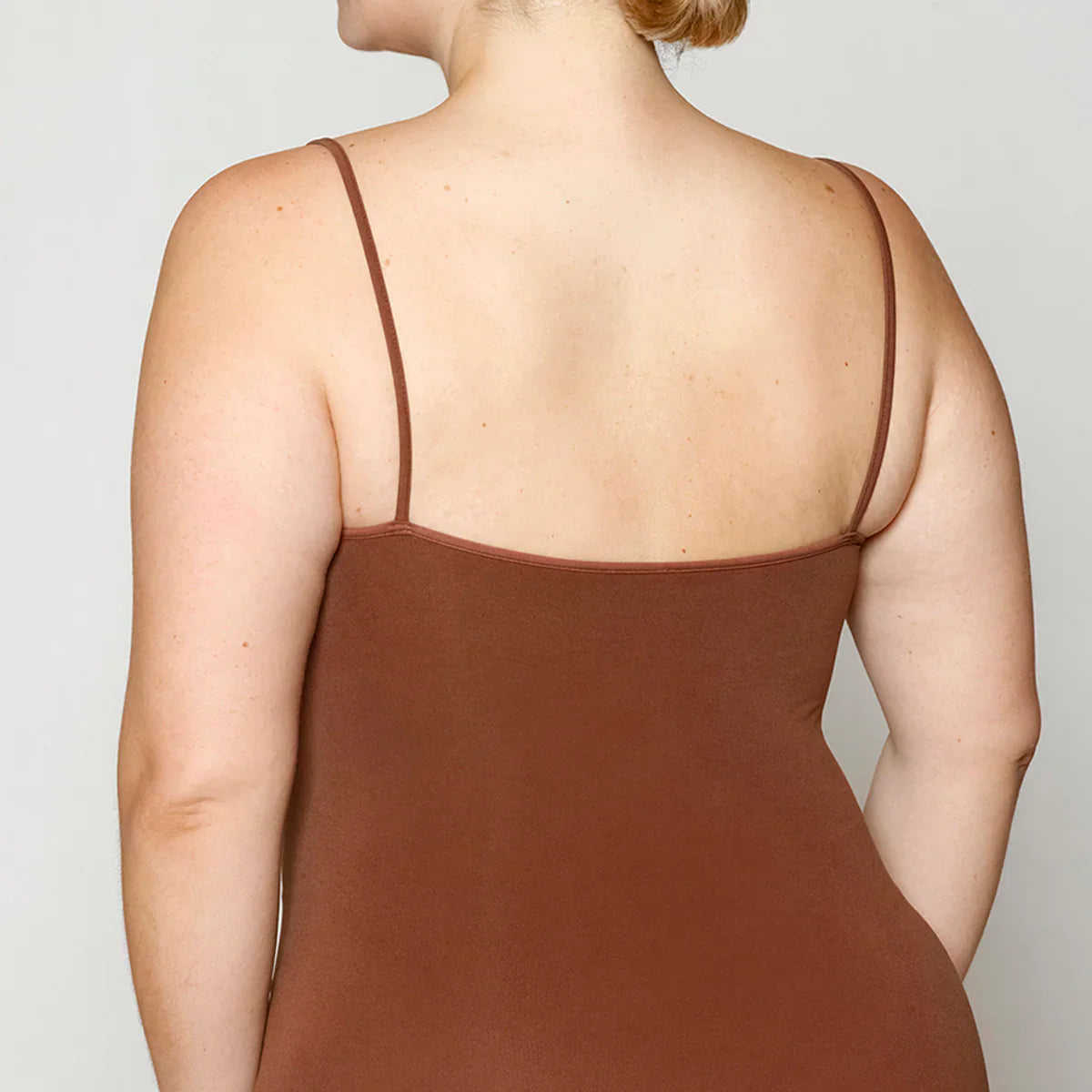 Polera Mujer Esencial Pabilo Cafe