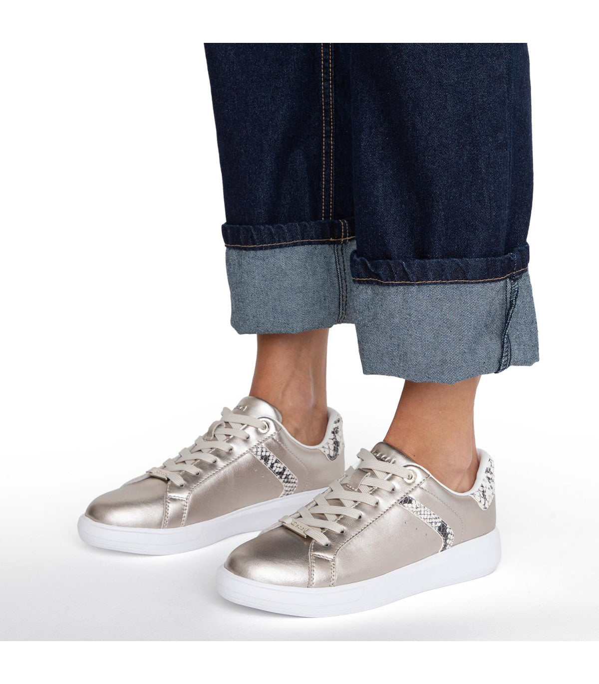 Zapatilla Mujer Rosalia Dorado