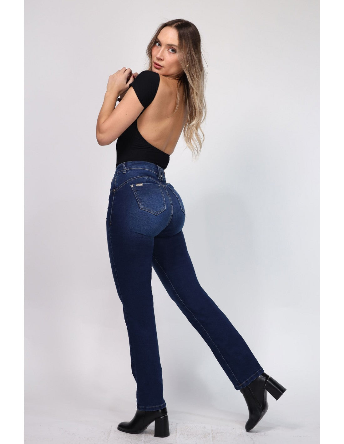 jeans-mujer-efecto-push-up-recto-3962-azul