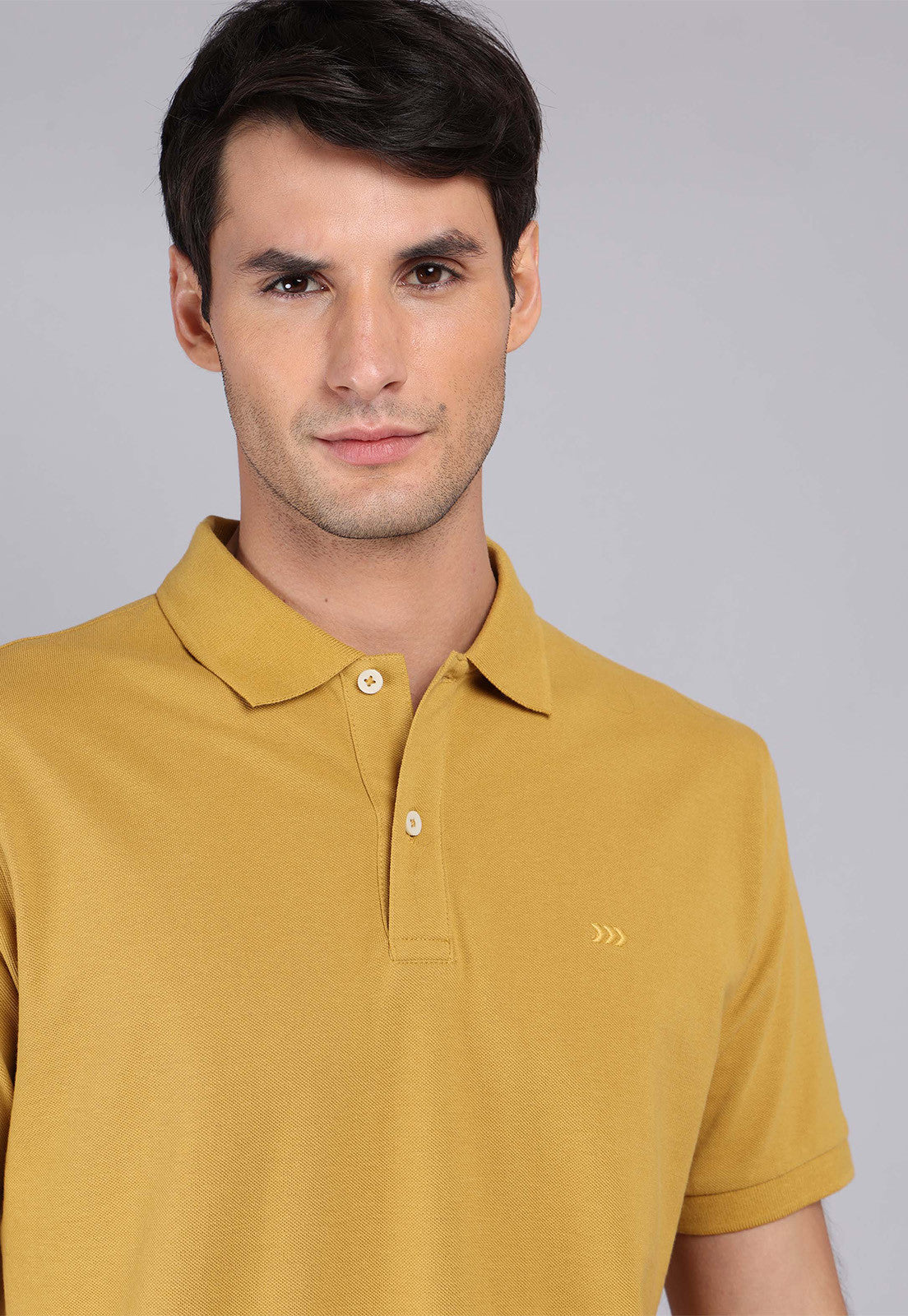 Polera Hombre Pique Manga Corta Mostaza