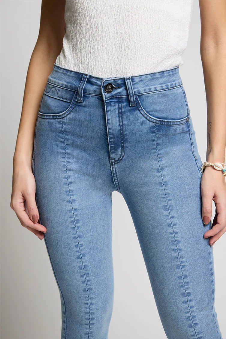 Jeans Mujer Tiro Alto Pitillo 5273 Celeste