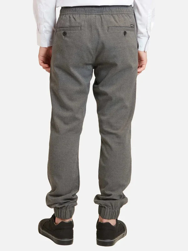 pantalón-niño-jogger-pretina-elasticada-gris