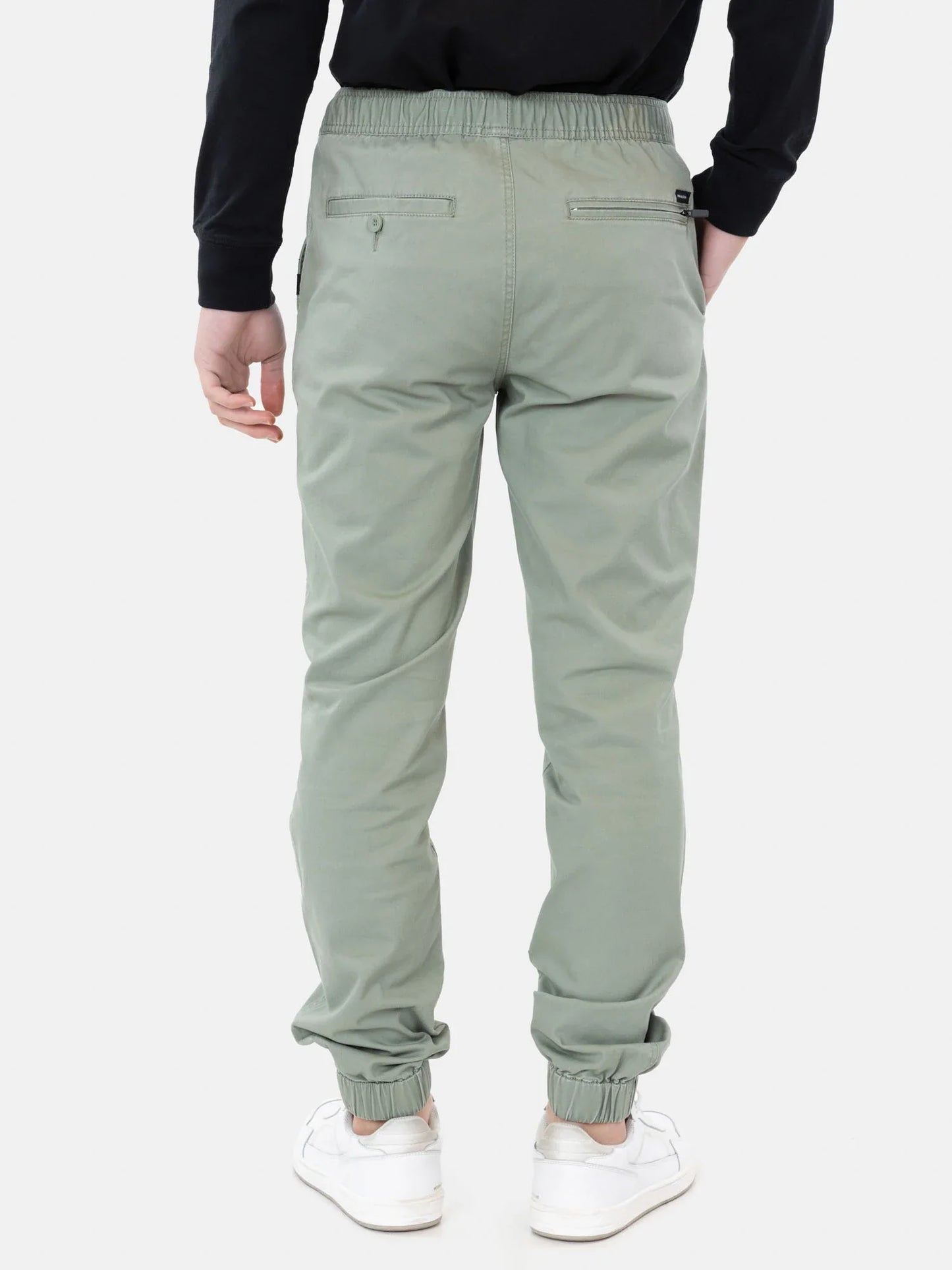 pantalon-hombre-jogger-maui-young-classic-verde