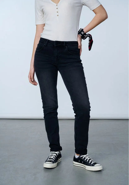 jeans-mujer-scarlett-skinny-fit-black