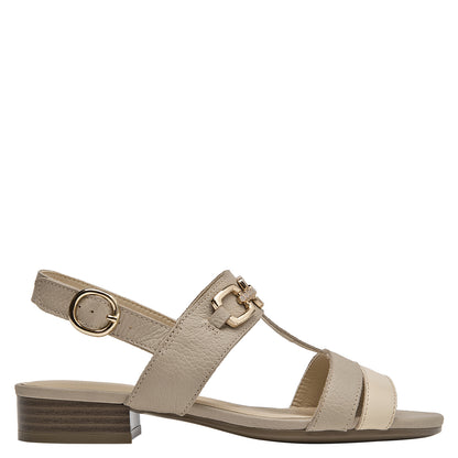 Sandalia Mujer Con Hebilla Dorada Cuero Beige