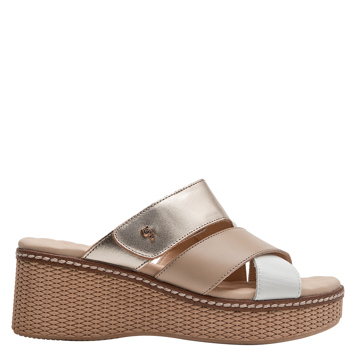 Sandalia Mujer Con Hebilla Metálica Cuero Beige