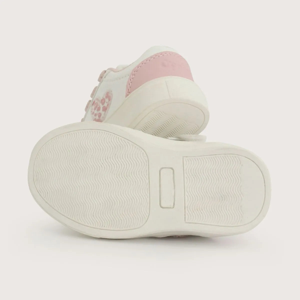 Zapatilla Niña Corazón Blanca Rosada