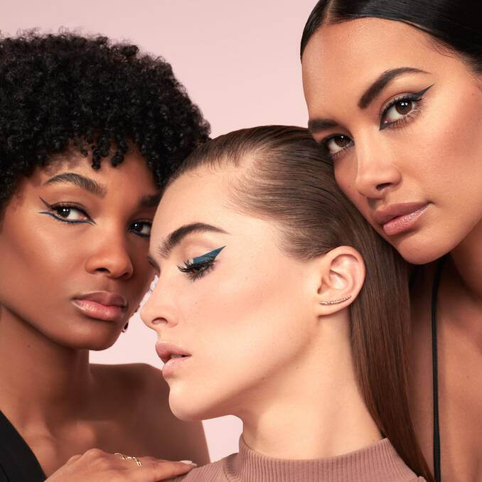 Delineador Liner Idôle Waterproof 01 Glossy Black