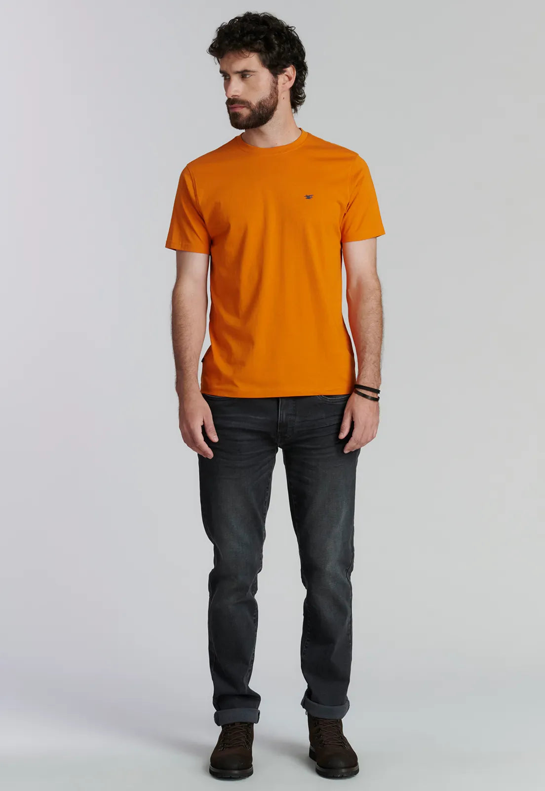 polera-hombre-básica-maine-fr-pumkin