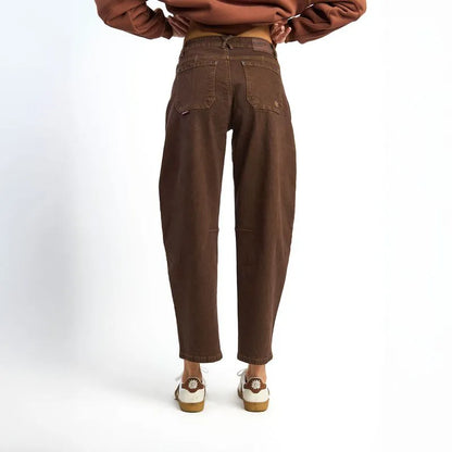 Jeans Mujer Barrel Pinzas Deep Café