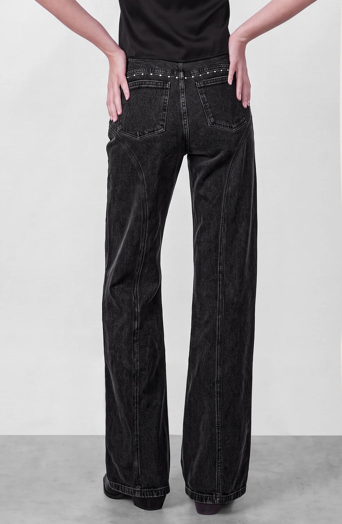 Pantalón Mujer Corte Tachas Wide Grey