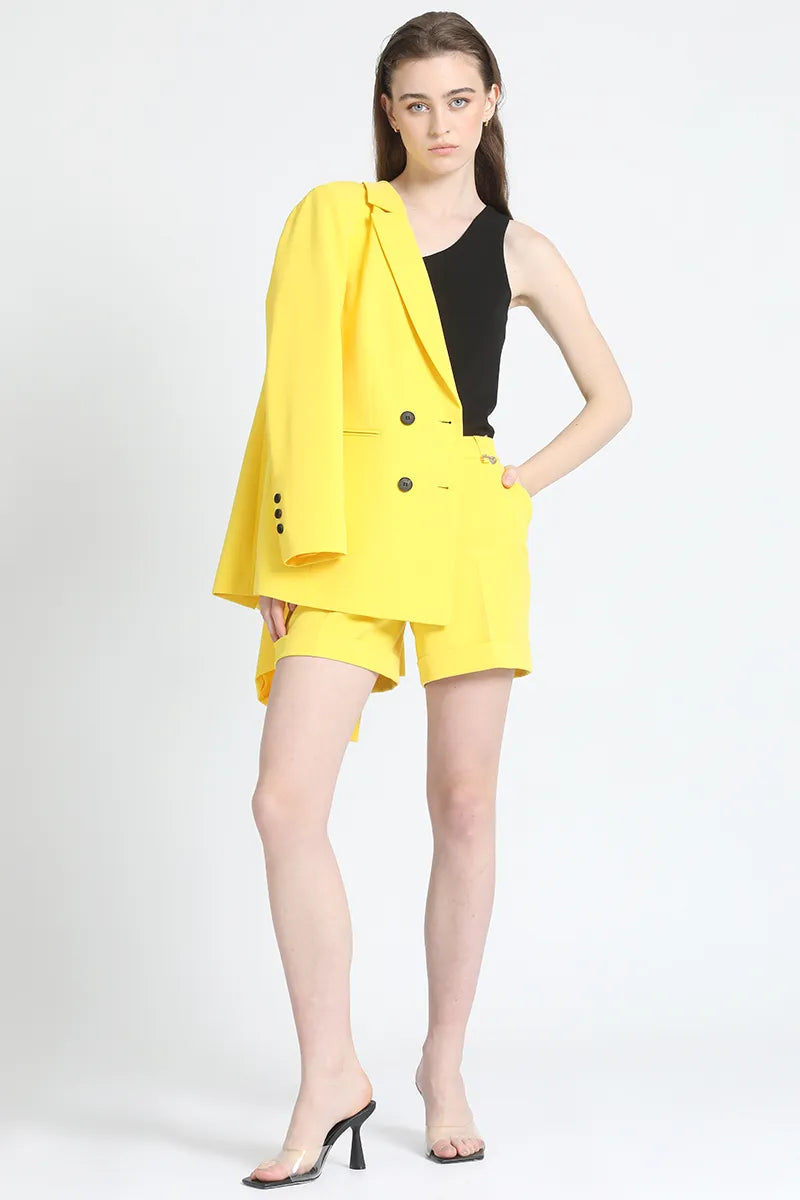 Short Mujer con bastilla Amarillo