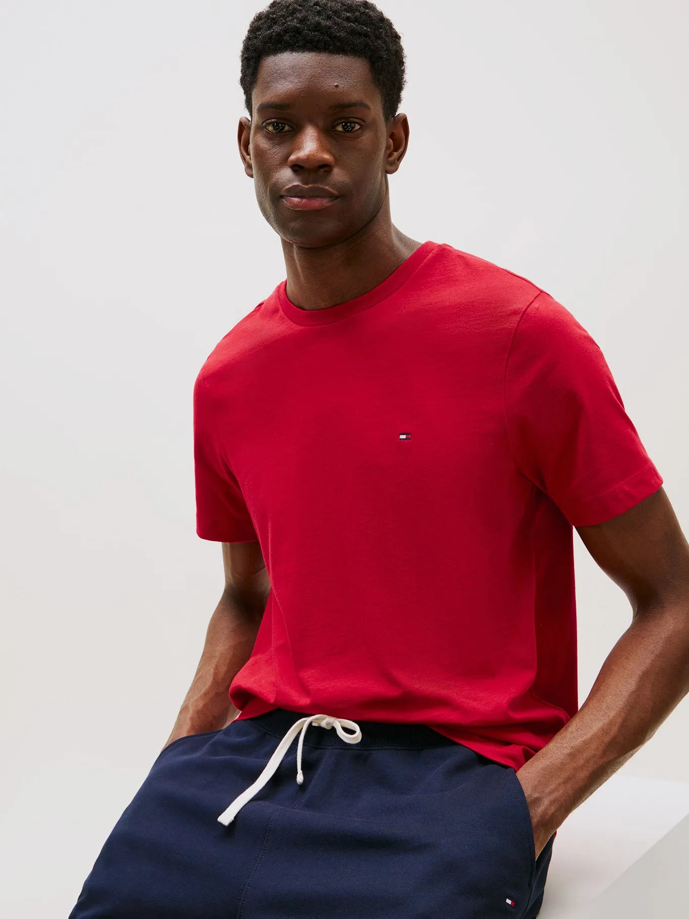 Polera Hombre Essential C-Neck Regular Fit Red