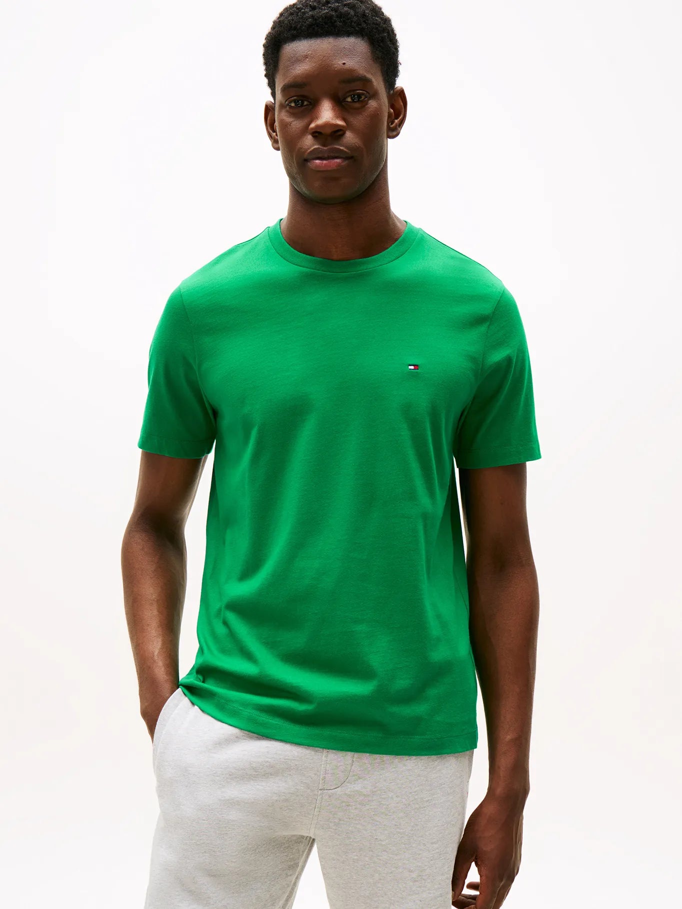 Polera Hombre Essential C-Neck Regular Fit Verde
