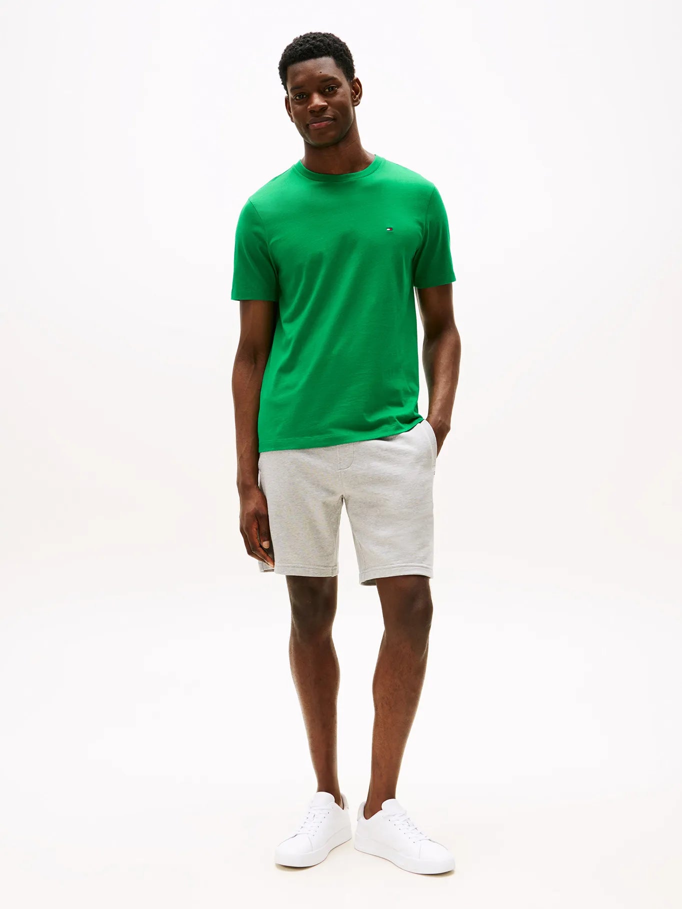Polera Hombre Essential C-Neck Regular Fit Verde