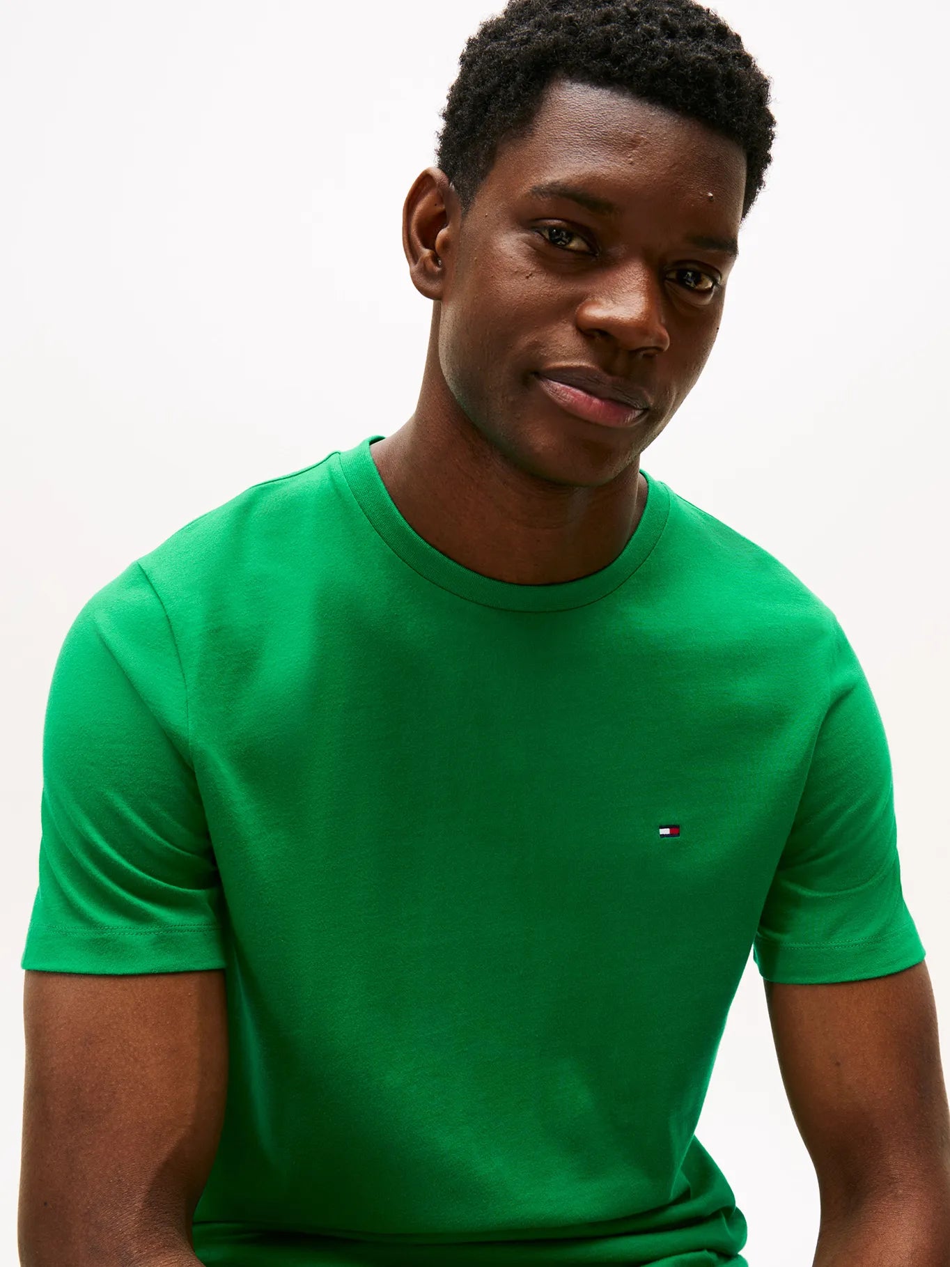 Polera Hombre Essential C-Neck Regular Fit Verde