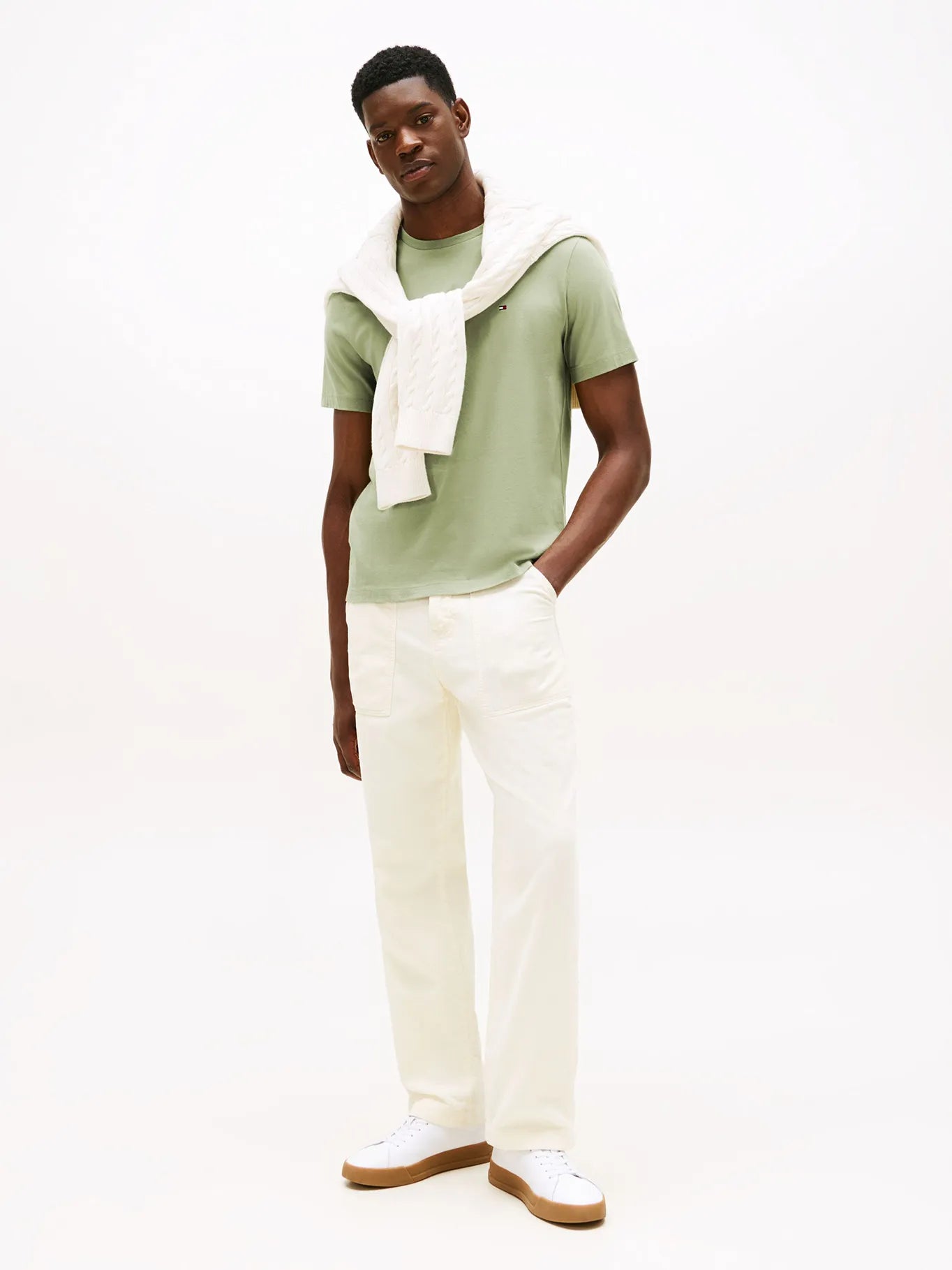 Polera Hombre Essential C-Neck Regular Fit Verde