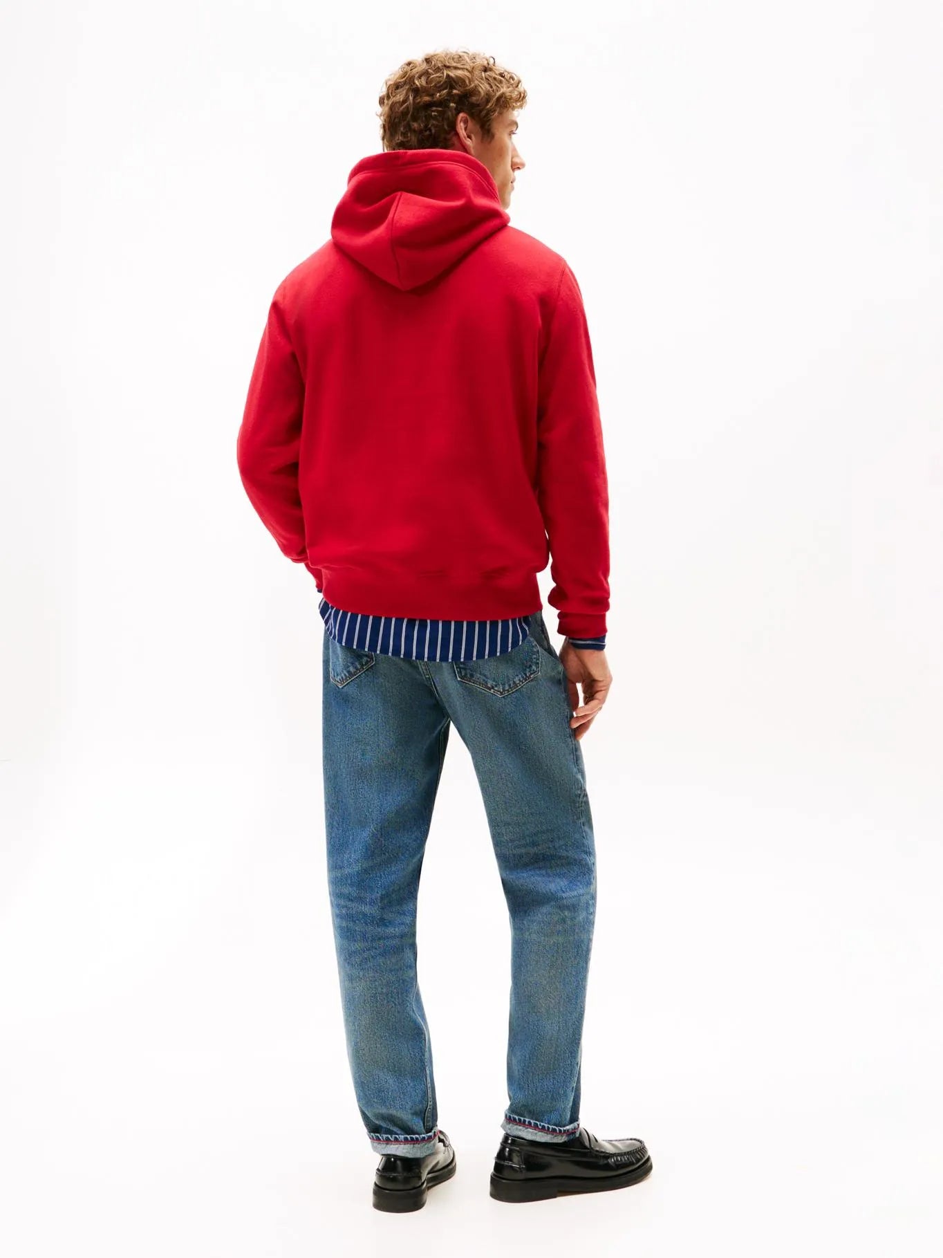 Polerón Hombre Essential Con Logo Bordado Rojo