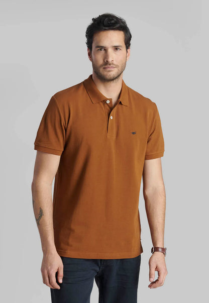 polera-hombre-pique-básica-caramel