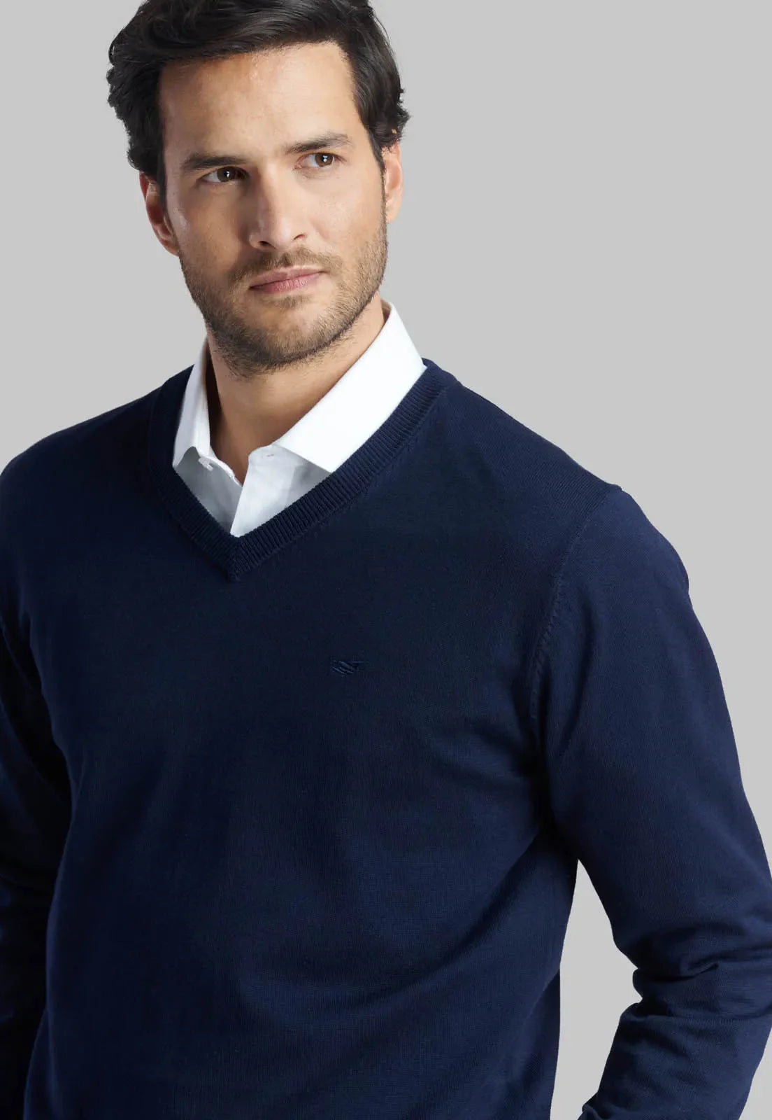 sweater-hombre-v-neck-solido-navy-one
