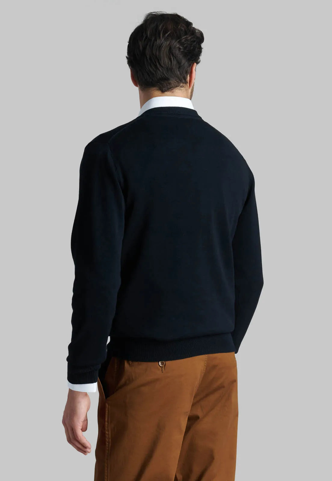 sweater-hombre-v-neck-solido-black