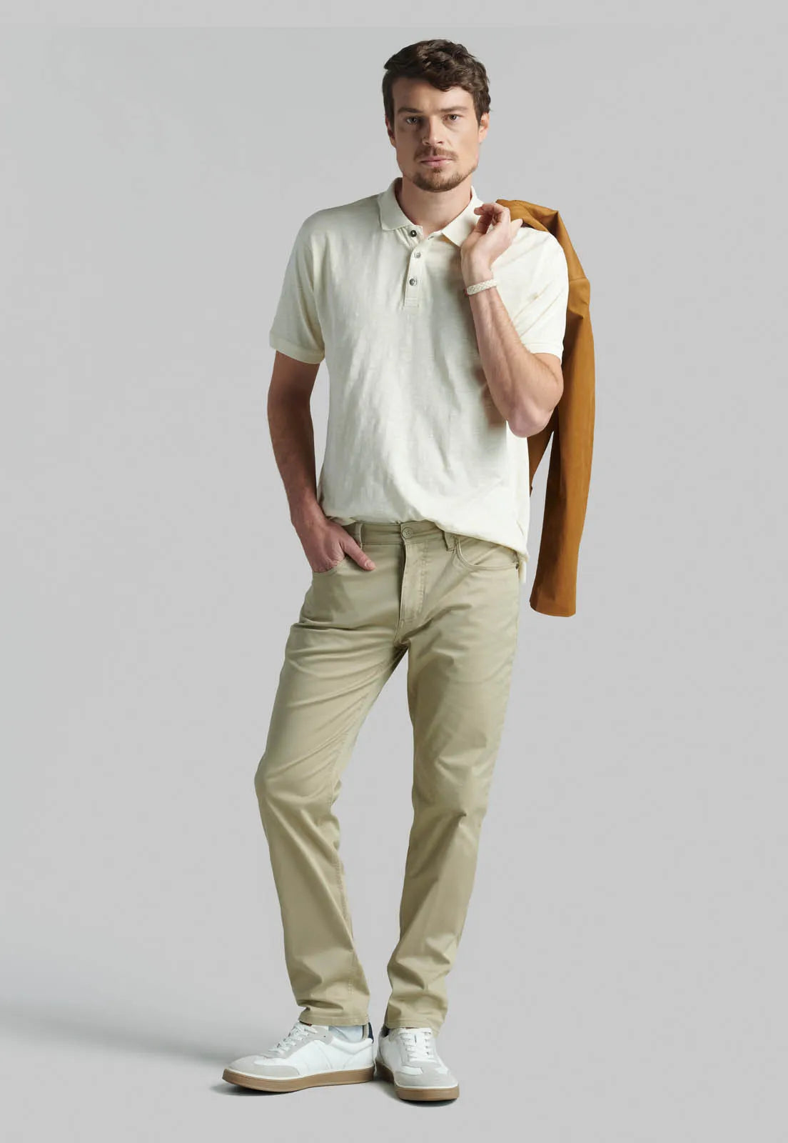pantalón-hombre-cinco-bolsillos-khaki-