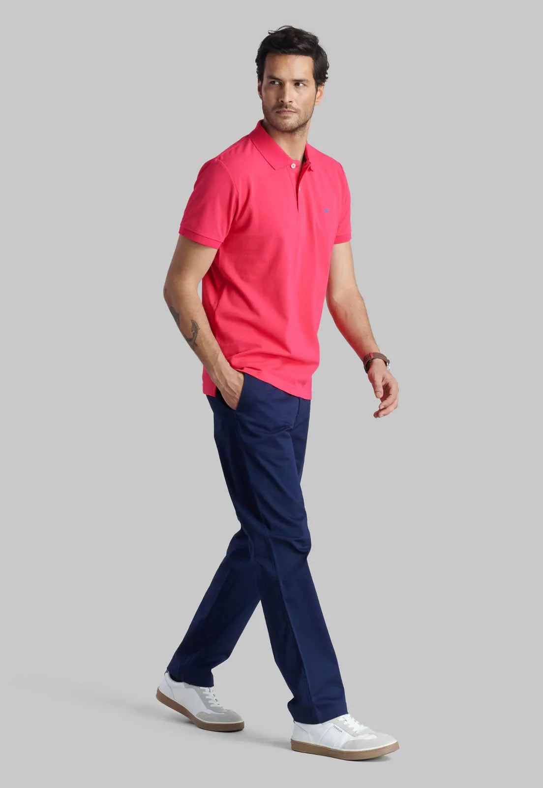 polera-hombre-pique-básica-fucsia
