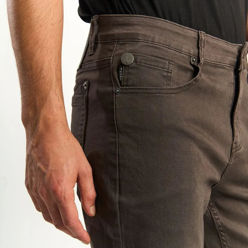 Pantalon Hombre Straight Tiro Alto Cafe
