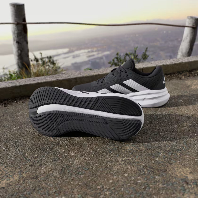 Zapatilla Hombre Running Galaxy 7 Negro con Blanco