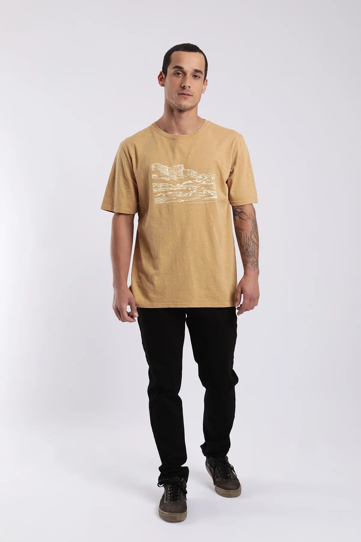 Polera best sale mostaza hombre
