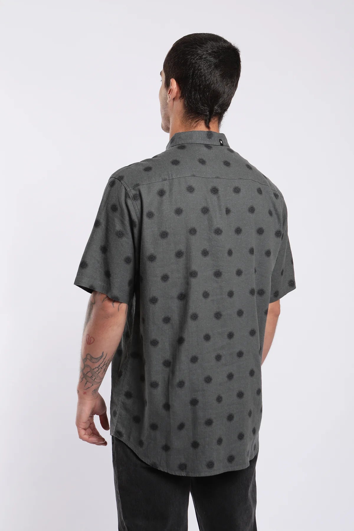 Camisa Hombre Sol Negro