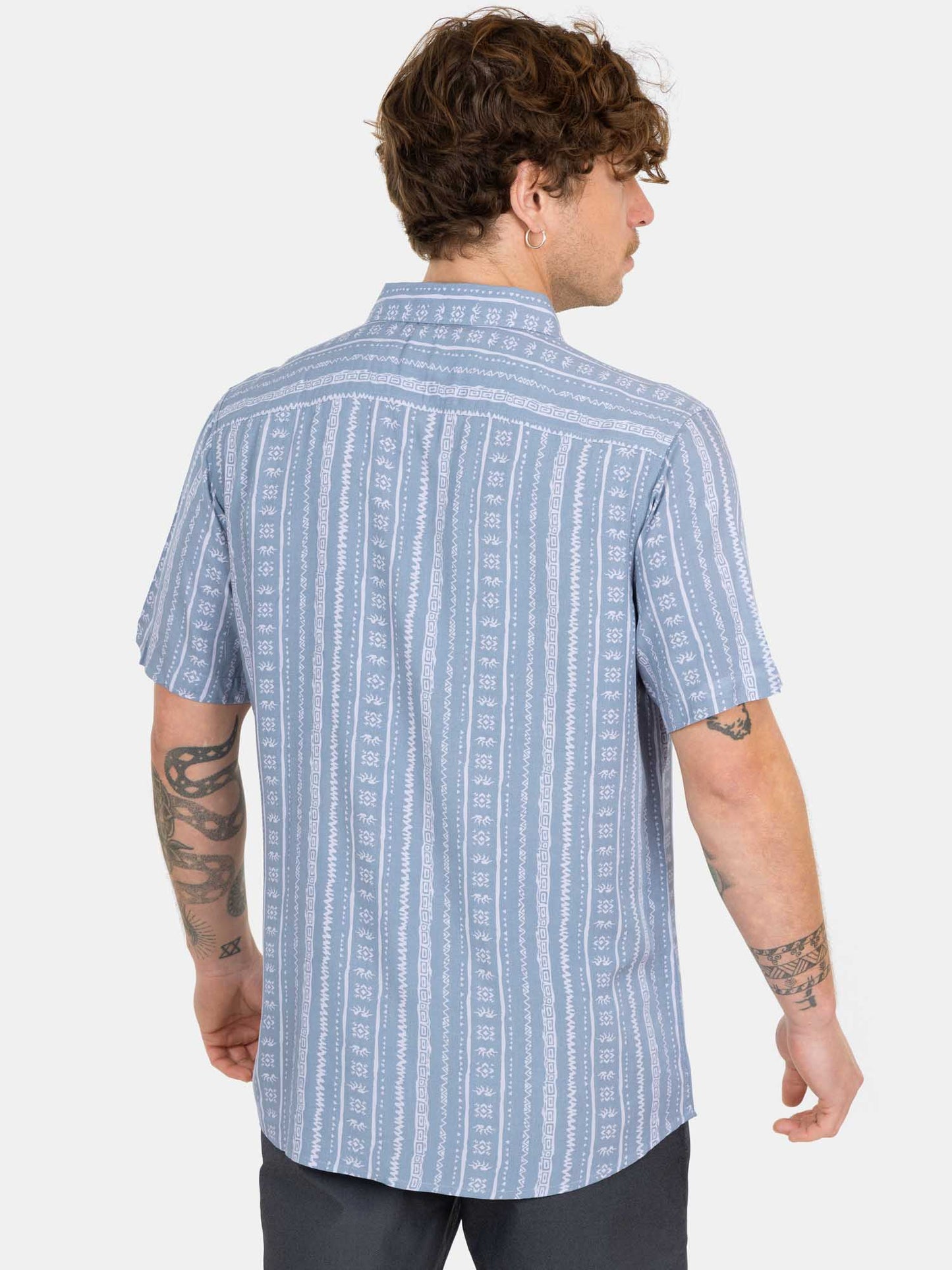 camisa-hombre-lines-desing-hawaiian-viscosa