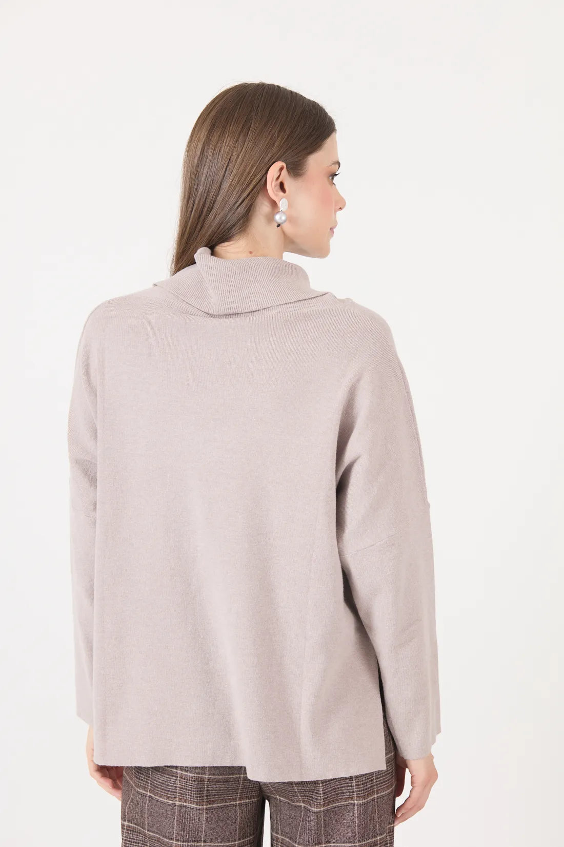 Sweater Mujer Cuello Alto Beige
