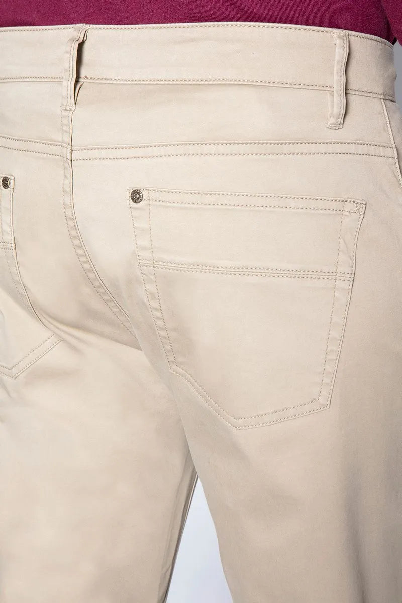 Pantalón Hombre Five Pocket Khaki