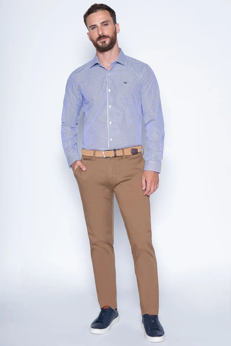 Pantalón Hombre Twill Slim Camel