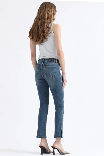 Jeans Mujer Slim Fit Tiro Medio Azul