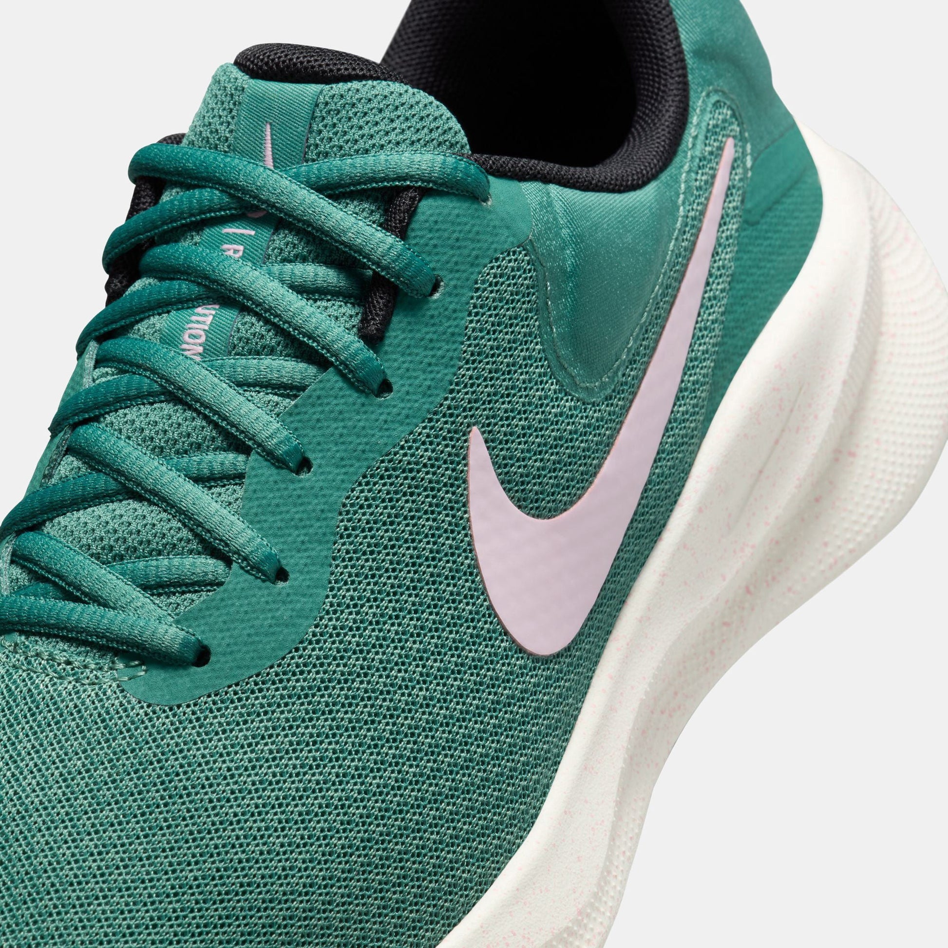 zapatilla-mujer-revolution-7-road-running-shoes-verde