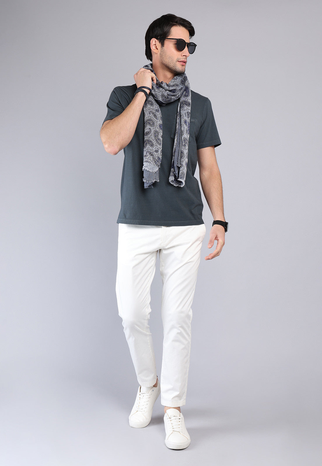 Polera Hombre Cuello Redondo Stone Wash Gris Oscuro