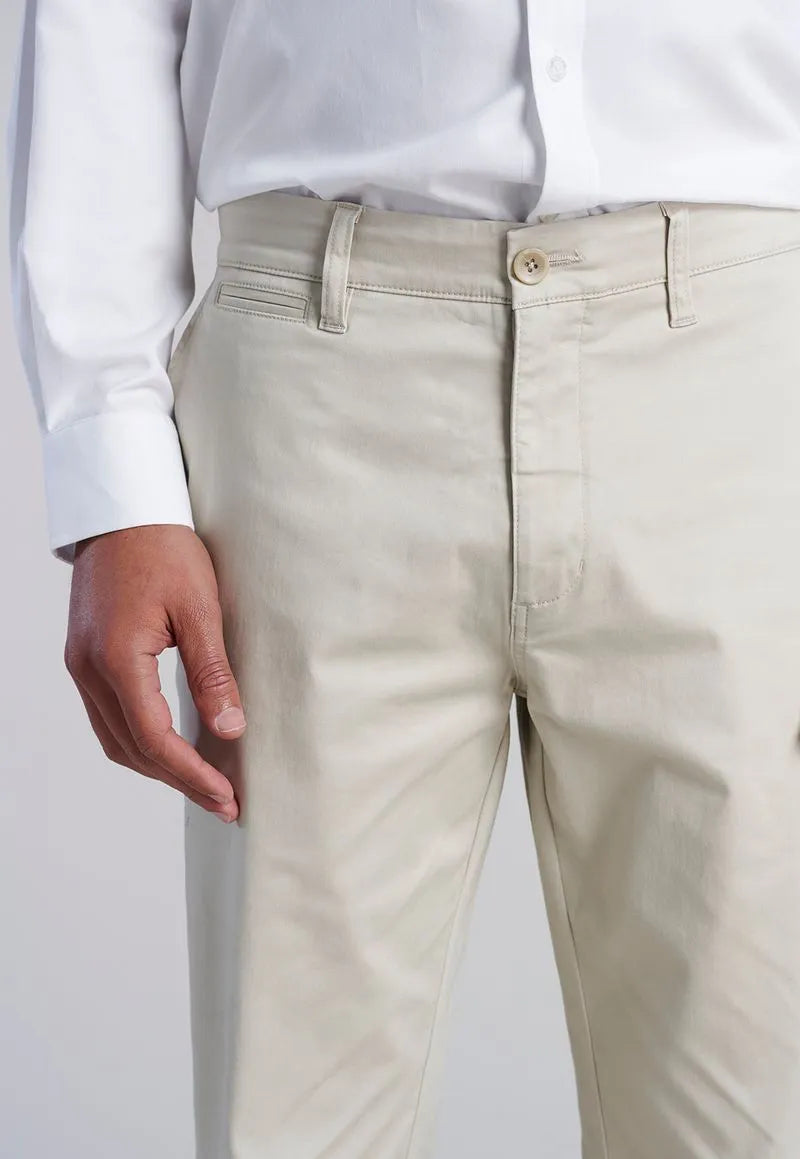 Pantalón Hombre Twill Regular Sand