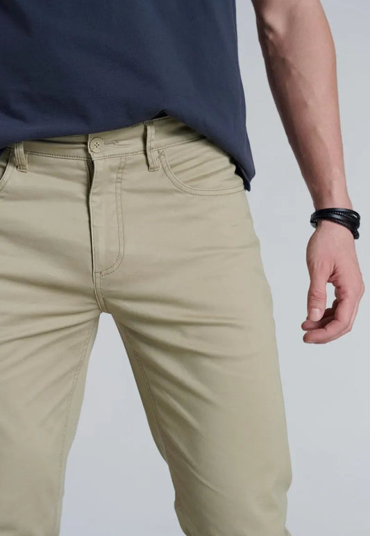 Pantalón Hombre Five Pocket Khaki