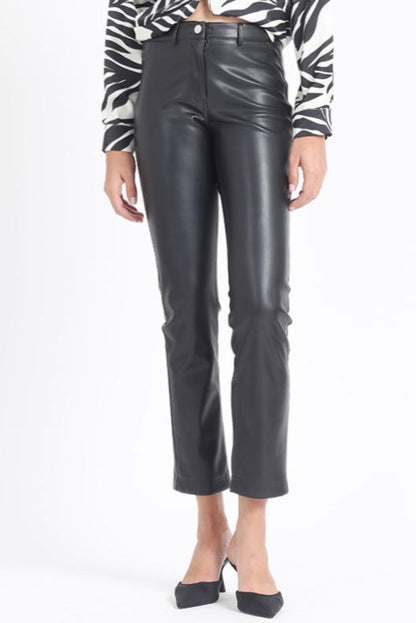 Pantalon Mujer Pitillo Tiro Medio, Efecto Cuero Negro