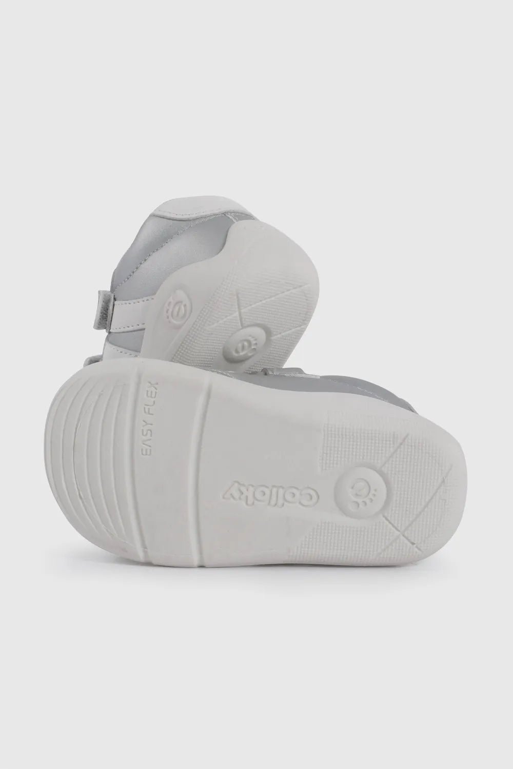 Zapatilla Niña Urbana Metalizada