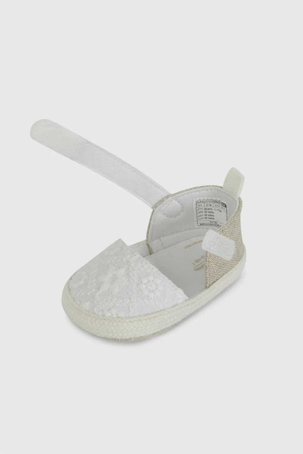 Alpargata Blanca De Broderie de Bebé