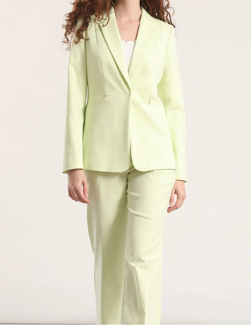 blazer-mujer-entallado-cierre-invisible-pistacho