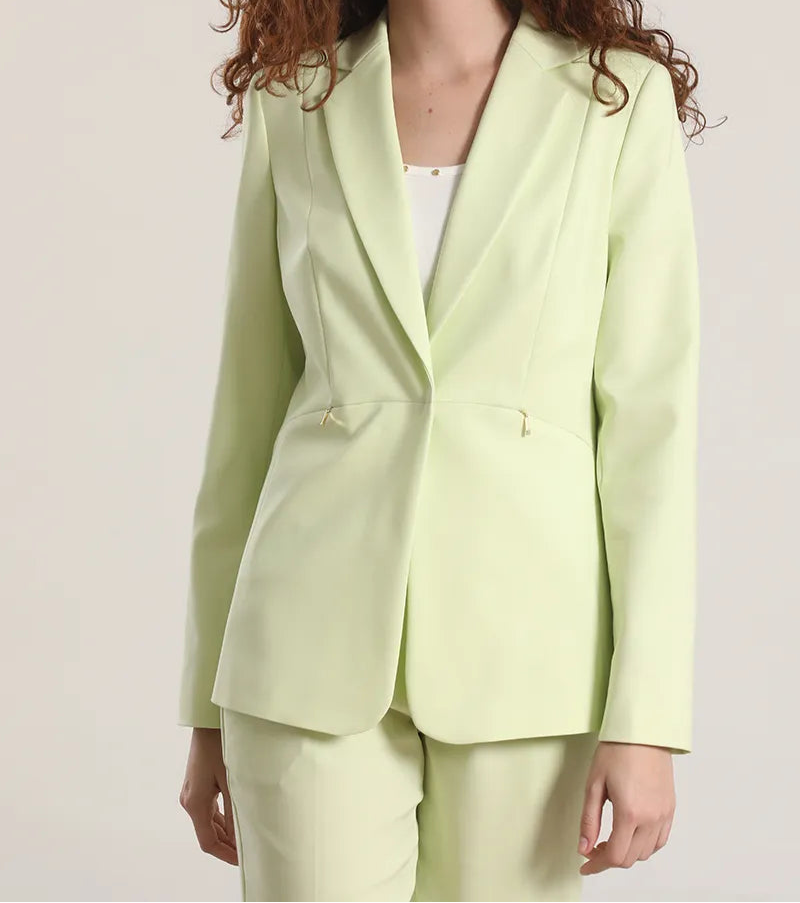blazer-mujer-entallado-cierre-invisible-pistacho