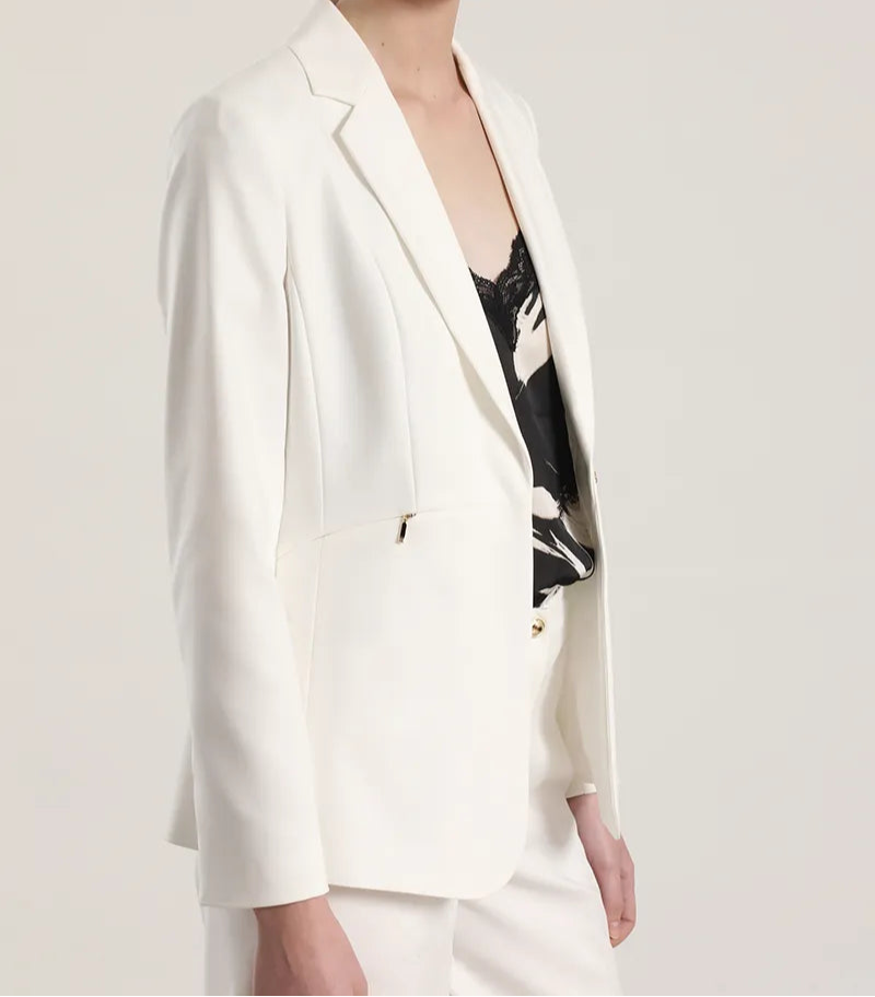 blazer-mujer-entallado-cierre-invisible-crudo