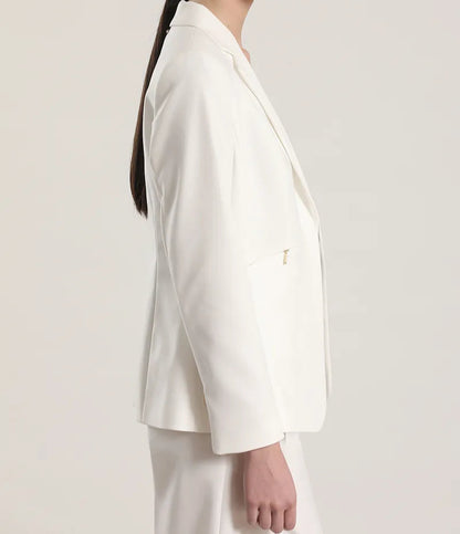 blazer-mujer-entallado-cierre-invisible-crudo