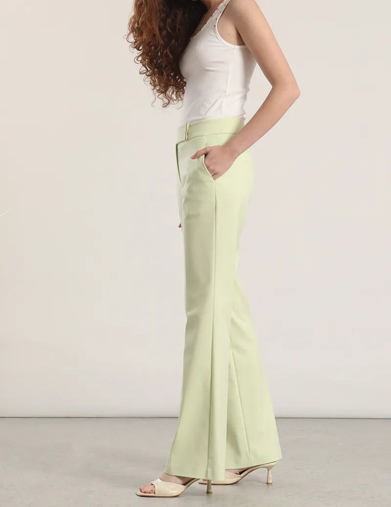 pantalon-mujer-flare-tiro-alto-pistacho