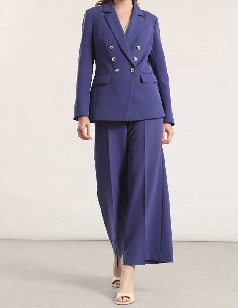 pantalon-mujer-cropped-tiro-alto-con-cinturon-arandano