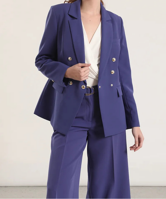 pantalon-mujer-cropped-tiro-alto-con-cinturon-arandano